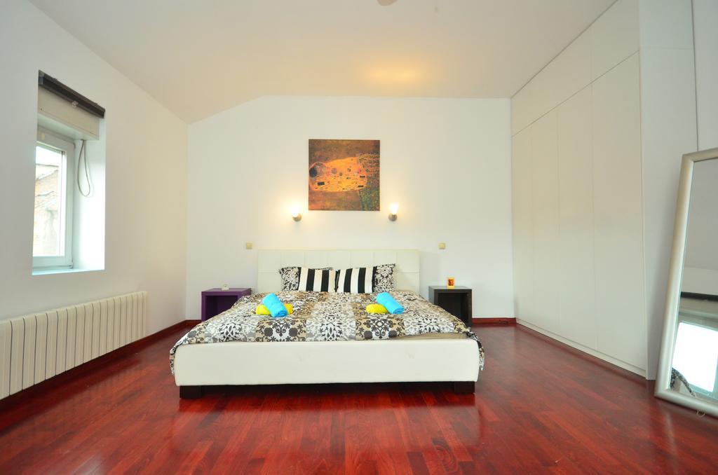 Hi-End Apartment Zagreb Buitenkant foto