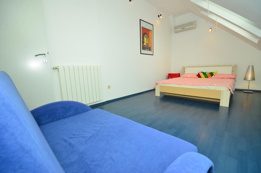 Hi-End Apartment Zagreb Buitenkant foto