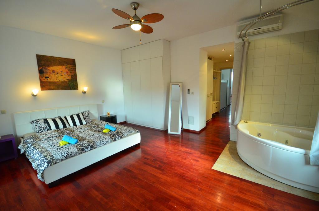 Hi-End Apartment Zagreb Buitenkant foto